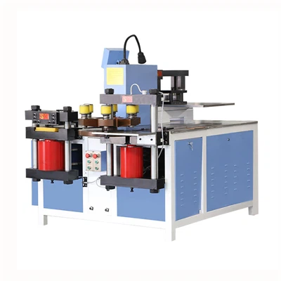 Busbarový dierovací stroj