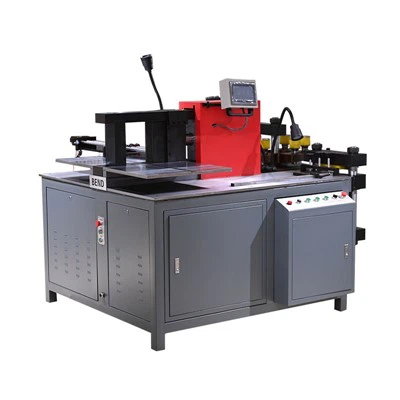 Automatický stroj na spracovanie prípojníc so servomotorom